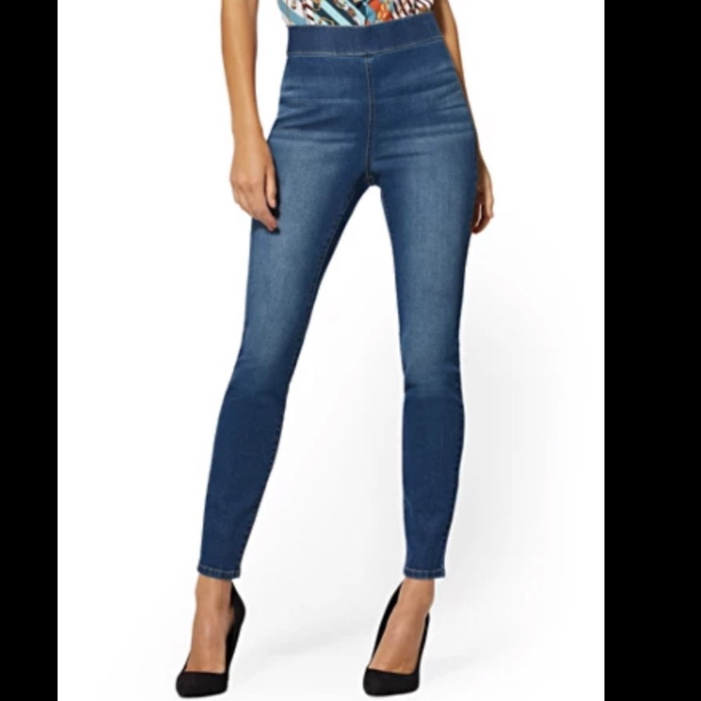 NY&C High-Waist Pull-On Jegging